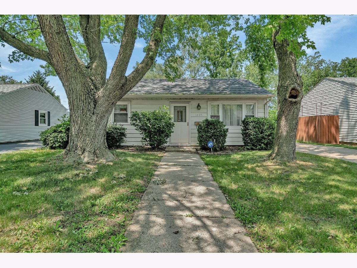 Homes For Sale Lincoln Crest Joliet Illinois, 1405 Boston Avenue