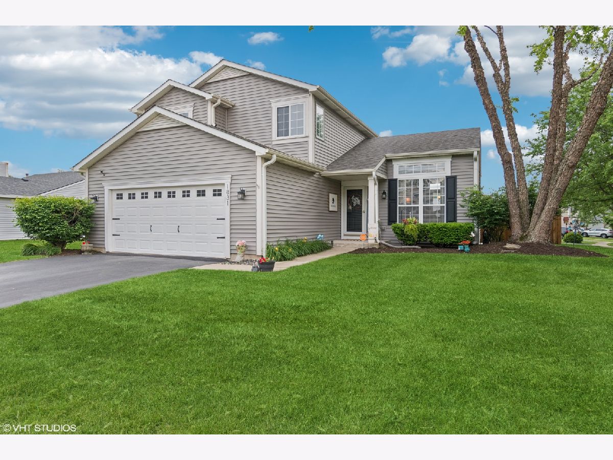 Homes Sold Cider Creek Bolingbrook Illinois, 1831 Red Bud