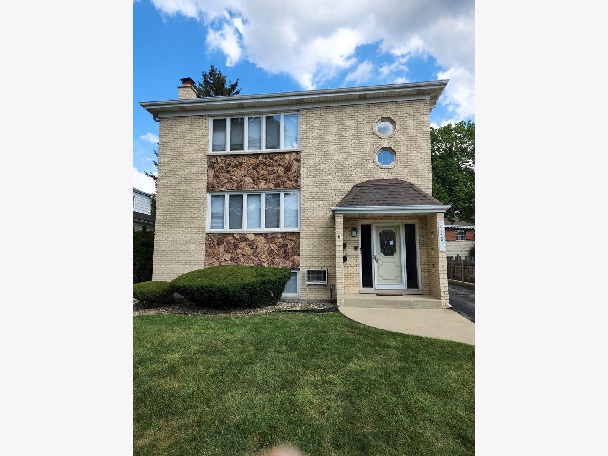  Rented Western Springs Illinois, 4381 Woodland