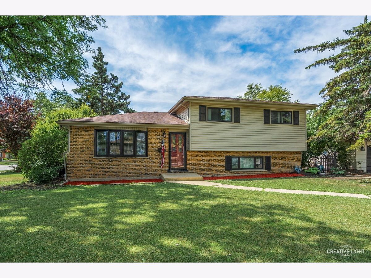 Homes & Townhomes Sold Highview Park Addison Illinois, 515 Diversey