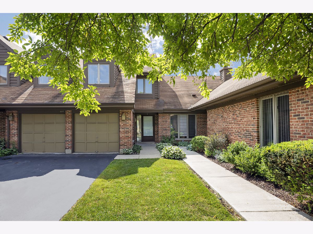 Townhomes Sold Picardy Circle Northbrook Illinois, 4147 Picardy
