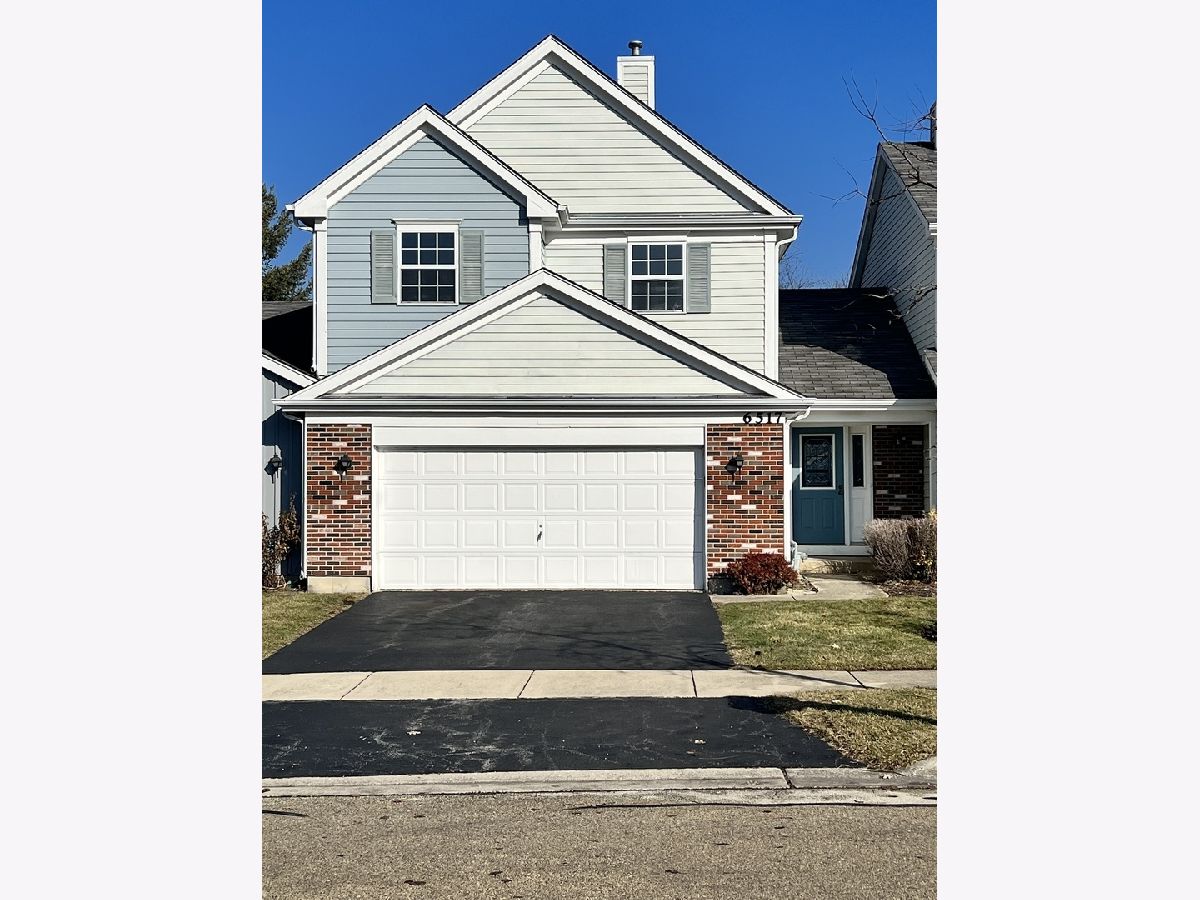  Rented Downers Grove Illinois, 6517 Stair