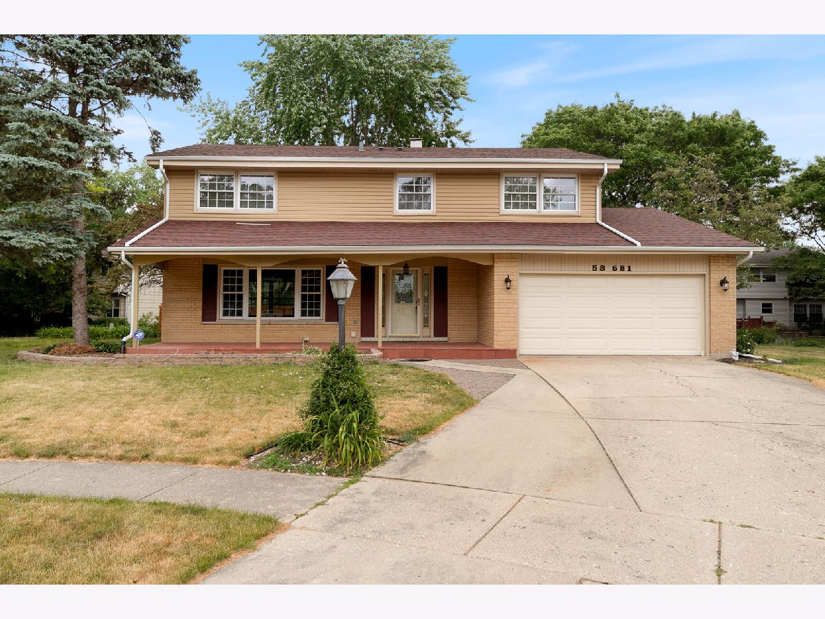  Rented Naperville Illinois, 5S681 Heather