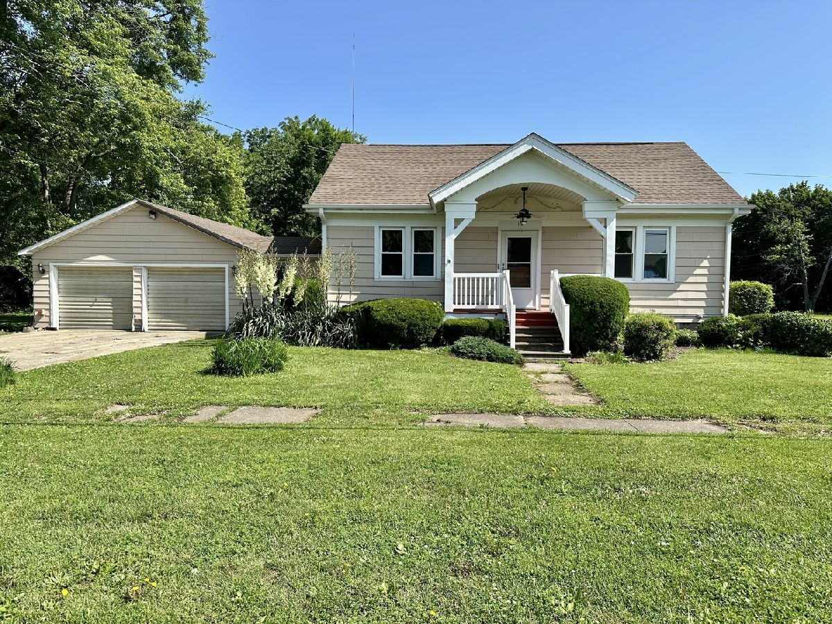  Sold Secor Illinois, 110 Van Alstine