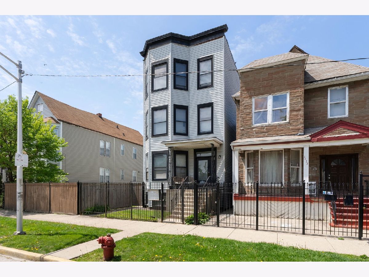  Sold Chicago Illinois, 1630 Avers
