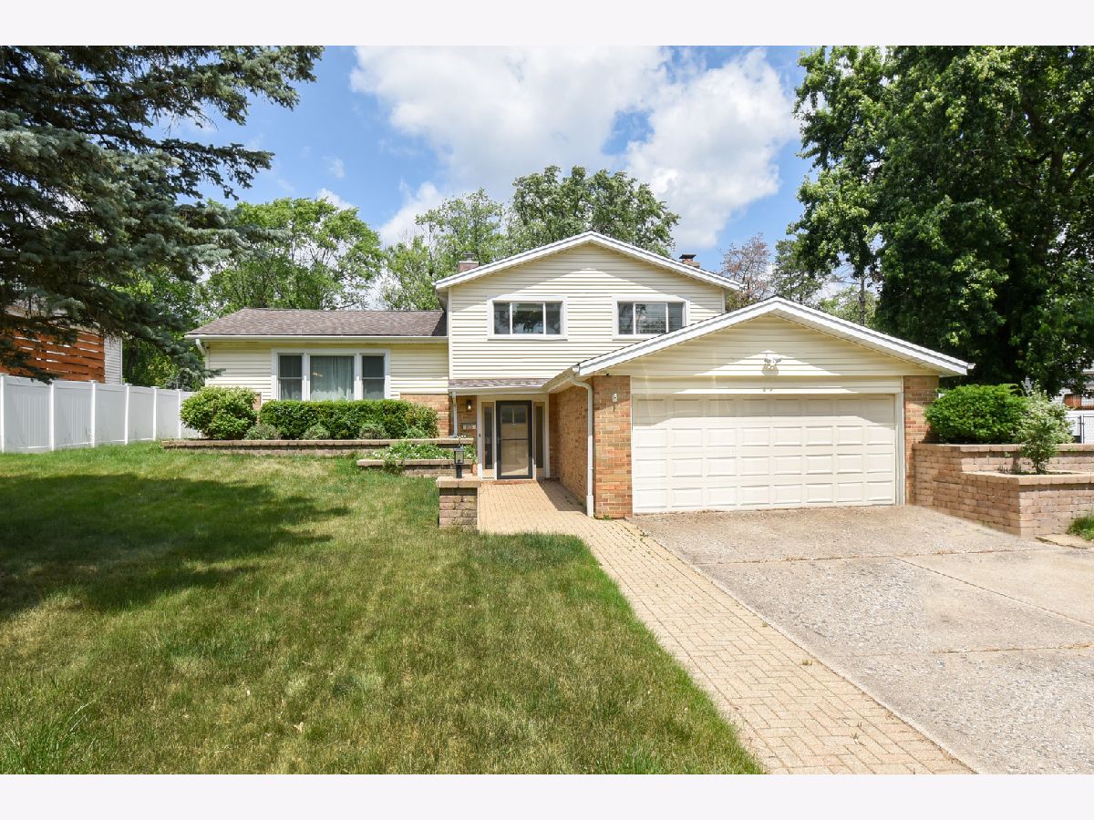  Sold Darien Illinois, 1026 Timber
