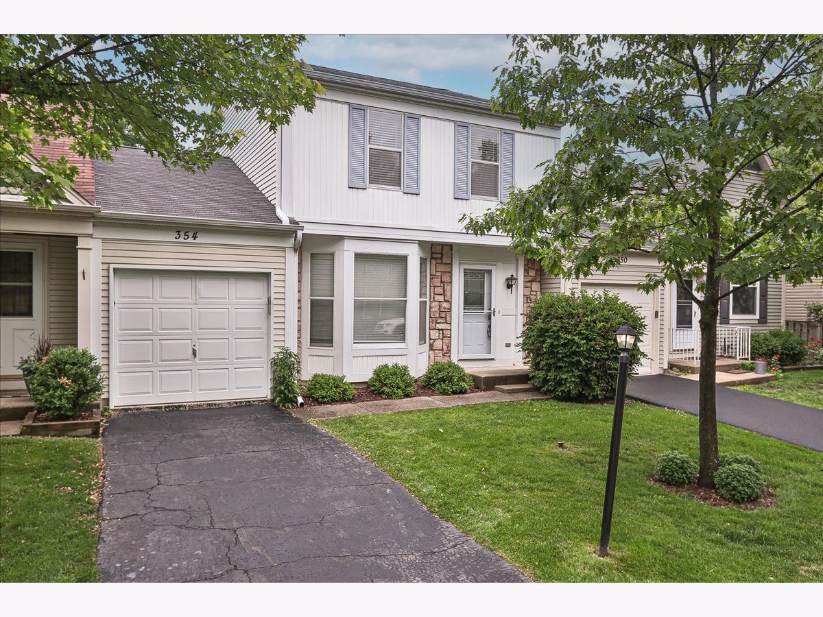 Townhomes Sold Cherrybrook Village Palatine Illinois, 354 Birchwood