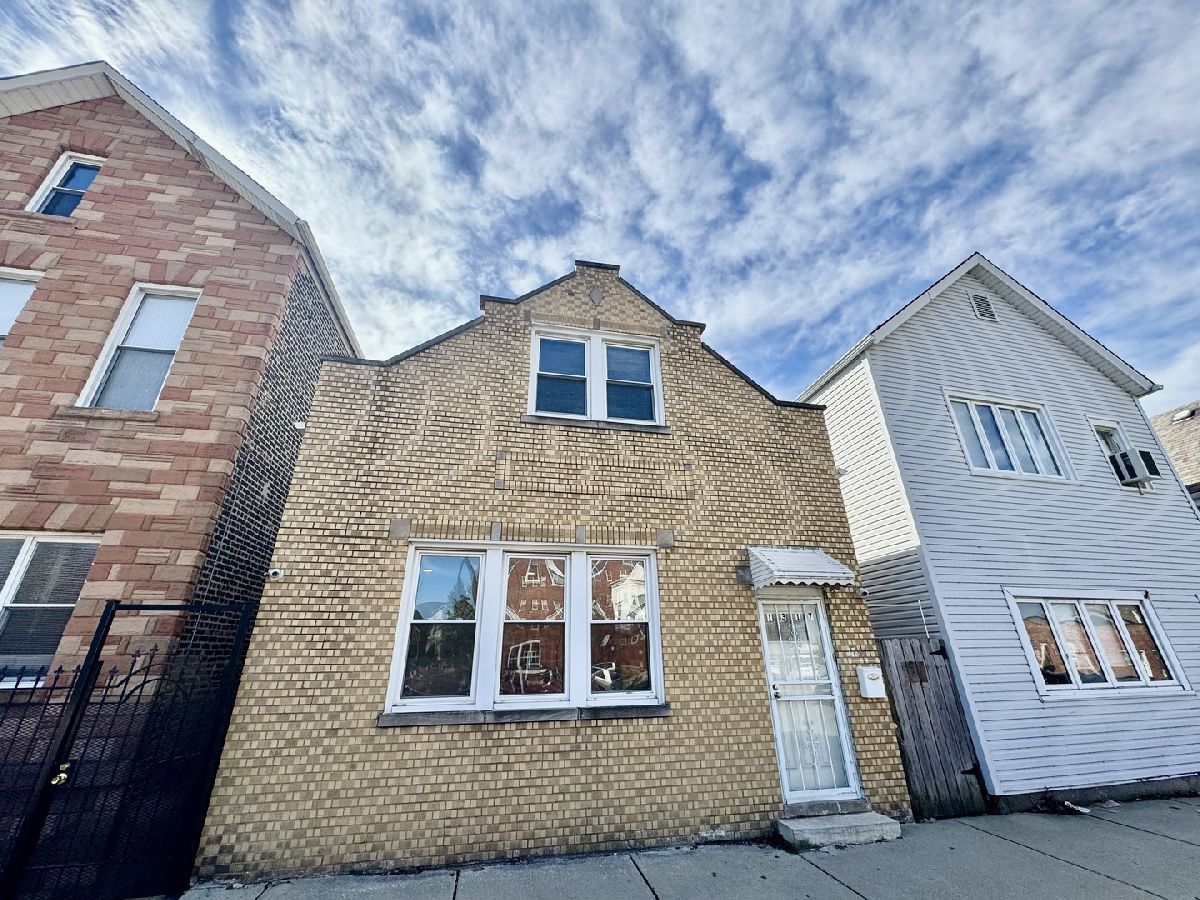  Rented Chicago Illinois, 1317 31st