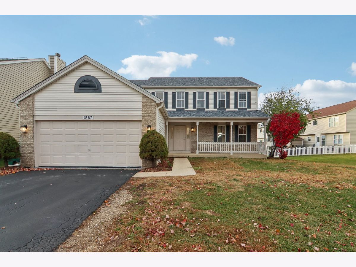 Homes For Sale Weslake Romeoville Illinois, 1867 Lake Shore Drive