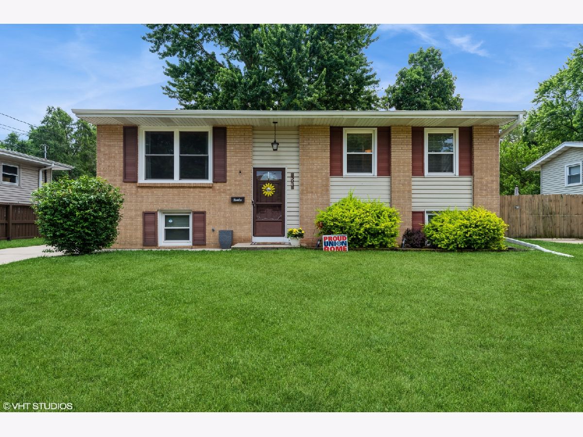  Sold Hobart Indiana, 303 8th