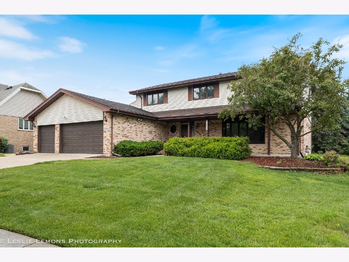 Homes For Sale Old Oak Estates Homer Glen Illinois, 13938 Trails End Drive