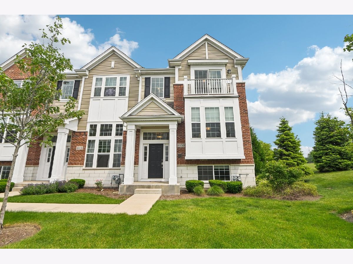 Townhomes Sold Emerson Park Naperville Illinois, 4430 Monroe