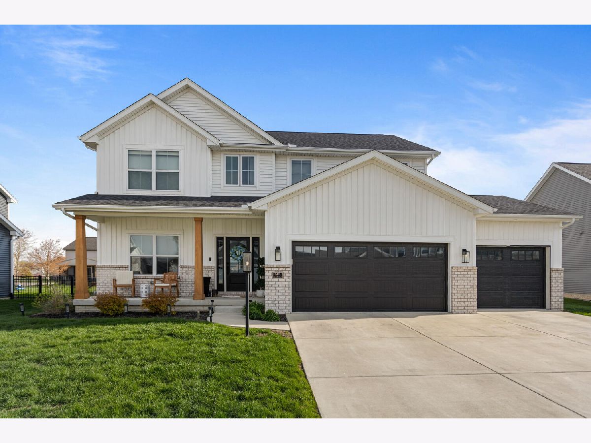 Homes & Condos & Townhomes Sold Sangamon Fields Mahomet Illinois, 504 Isabella