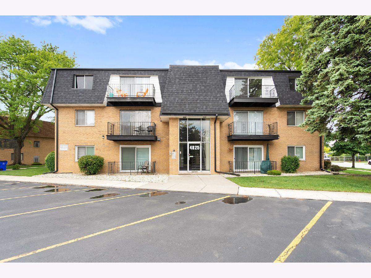 Condominiums Sold Cloister Oak Lawn Illinois, 4825 109th