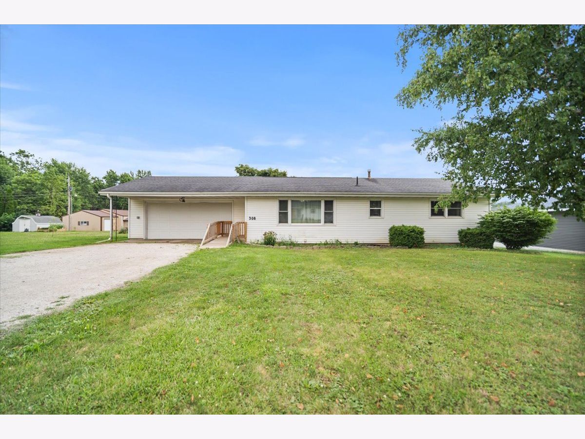  Sold Colfax Illinois, 308 North