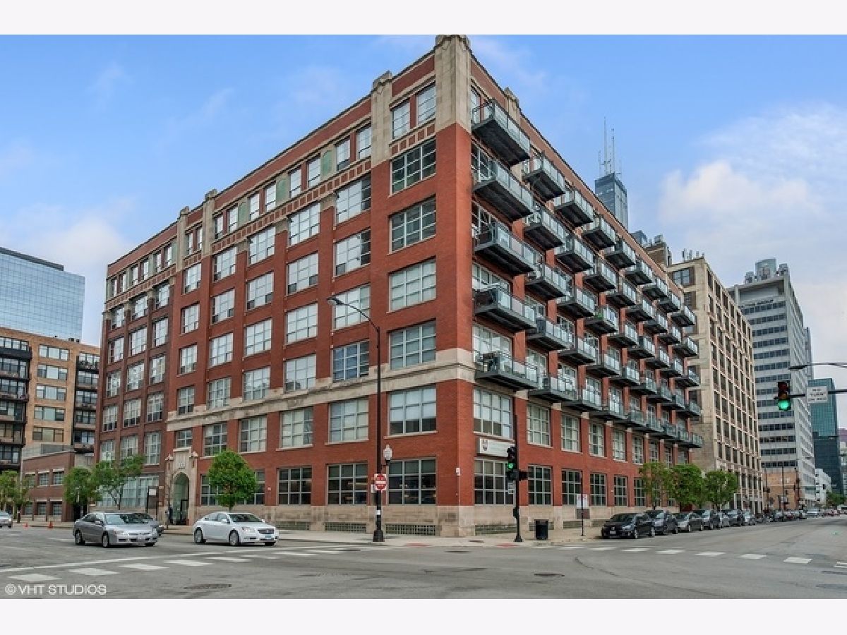  Sold Chicago Illinois, 333 Desplaines