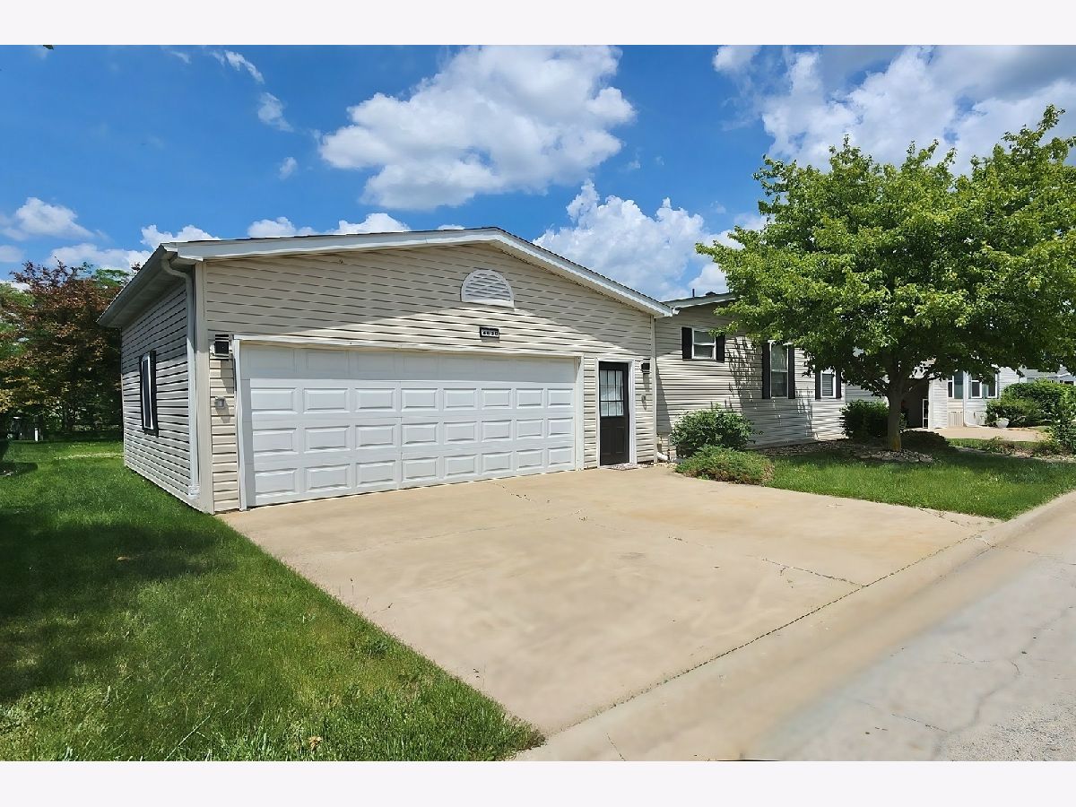 Subdivision Sold Golf Vista Monee Illinois, 4830 Pasatiempo
