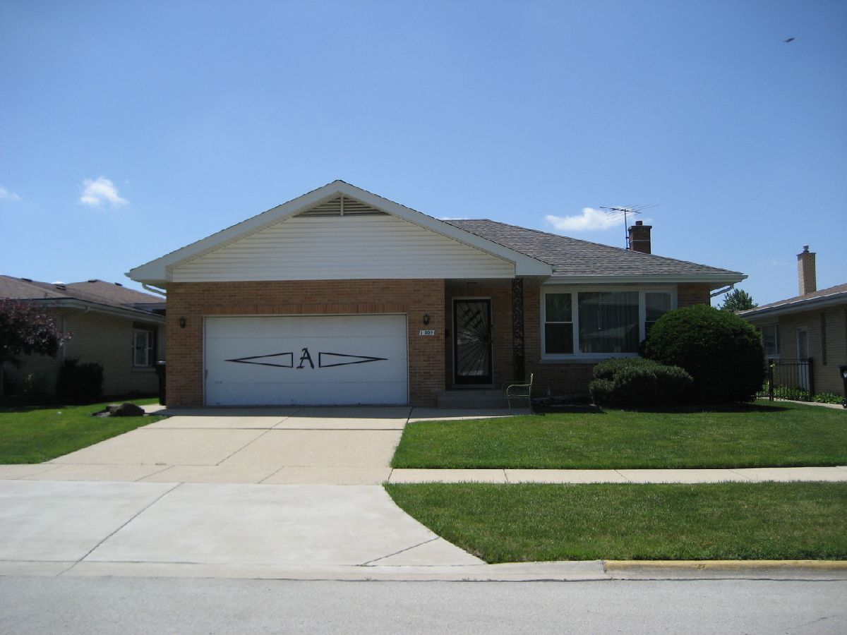  Rented Westchester Illinois, 11009 Kingston