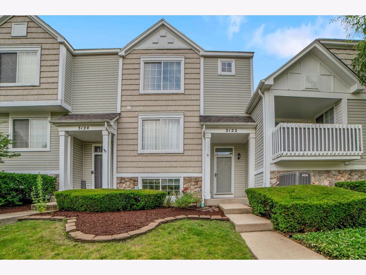 Townhomes Rented Coves Of Harbor Springs Aurora Illinois, 3122 Cambria