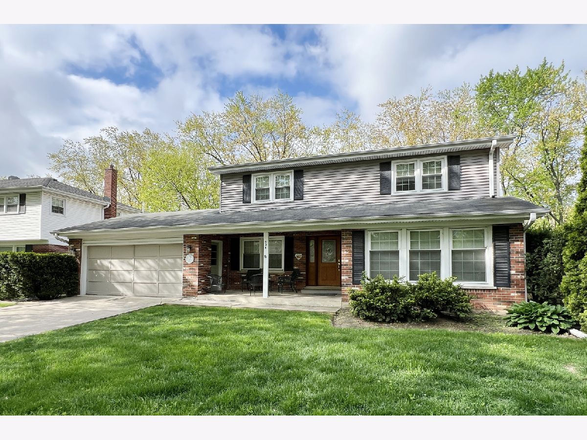 Homes & Condos & Townhomes Sold Pioneer Park Arlington Heights Illinois, 604 Reuter