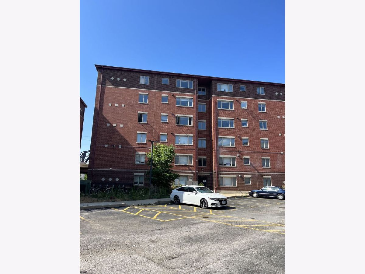  Rented Chicago Illinois, 231 18th
