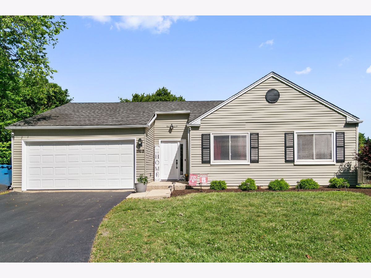 Homes & Townhomes Sold Georgetown Aurora Illinois, 895 Fieldside