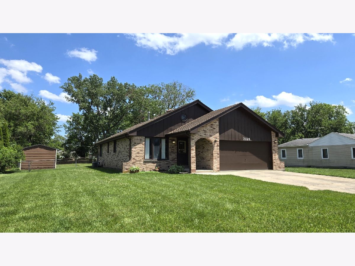  Sold Justice Illinois, 7121 Oak Grove