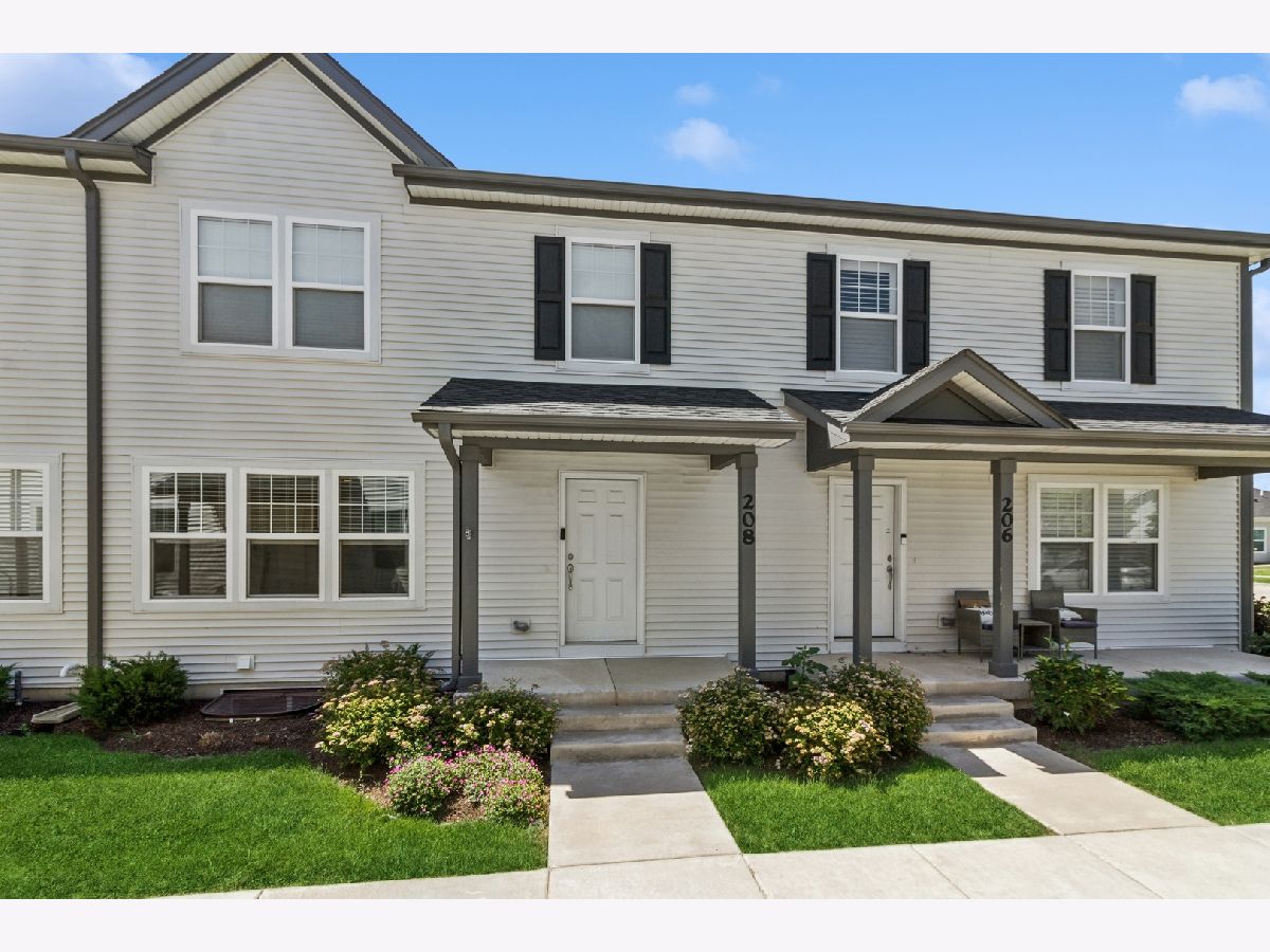  Sold Cortland Illinois, 208 S Walnut