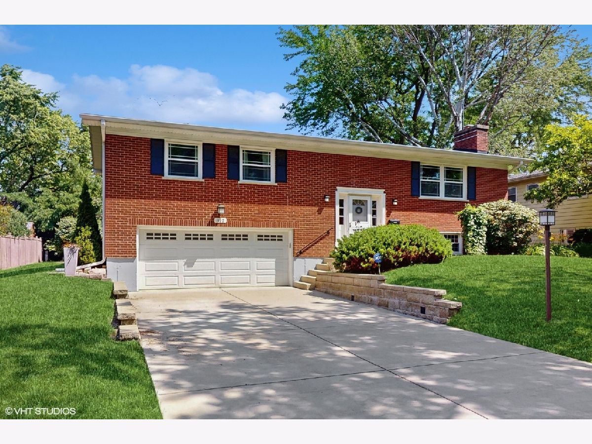  Sold Lisle Illinois, 812 Kimberly