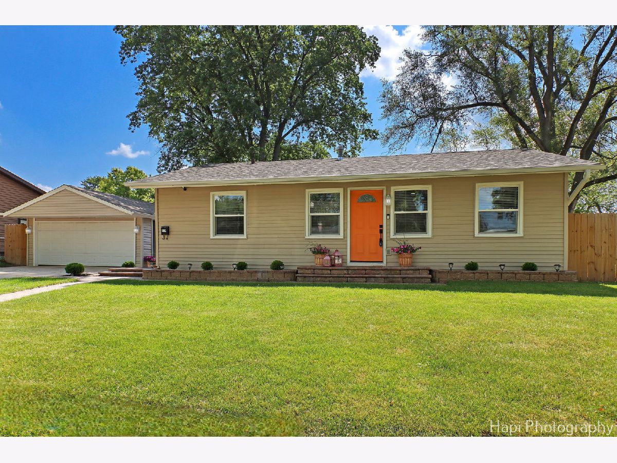 Homes & Townhomes Sold Woodland Heights Streamwood Illinois, 414 Cedar
