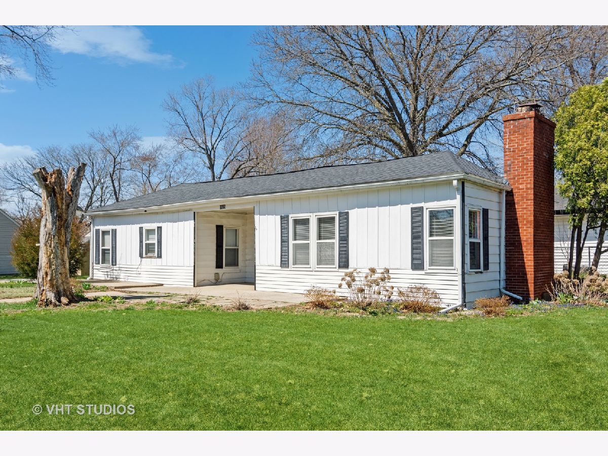  Rented Rockford Illinois, 1803 Paradise