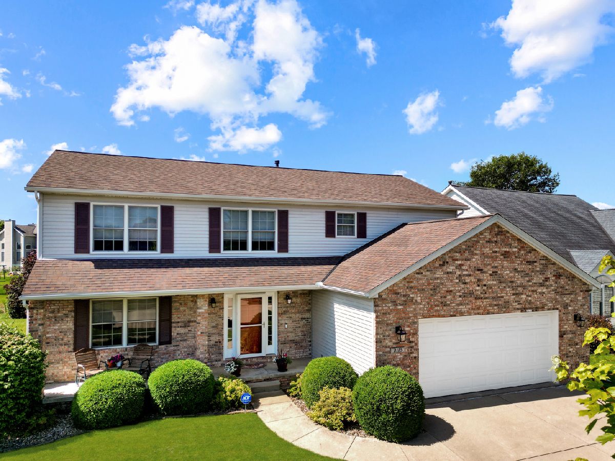 Homes & Condos & Townhomes Sold Gaelic Place Bloomington Illinois, 3115 Sable Oaks