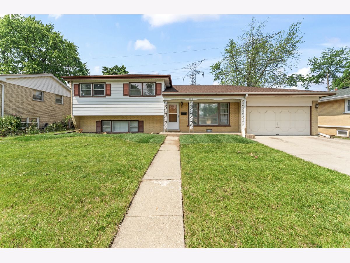  Rented Wood Dale Illinois, 427 Gilbert