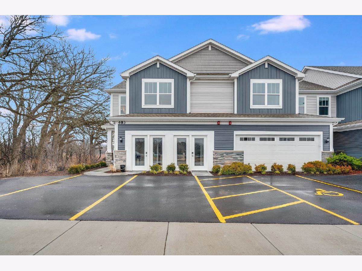  Sold Crystal Lake Illinois, 692 Cassia