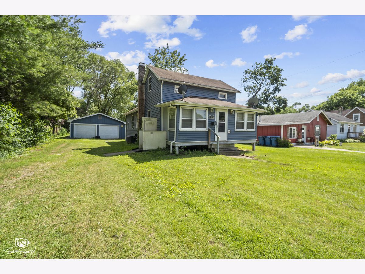  Sold Momence Illinois, 521 Water