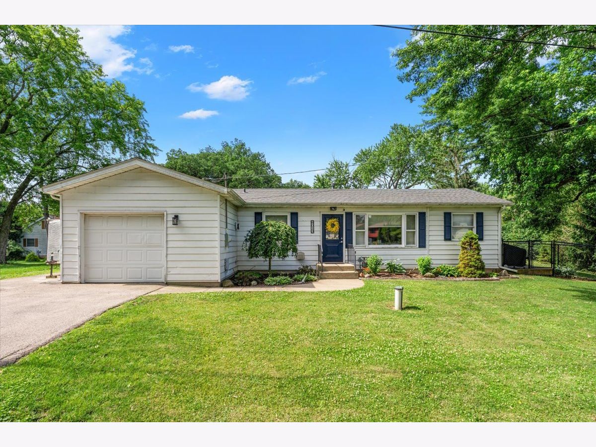 Homes Sold White Oaks Bay Wonder Lake Illinois, 8013 Craig