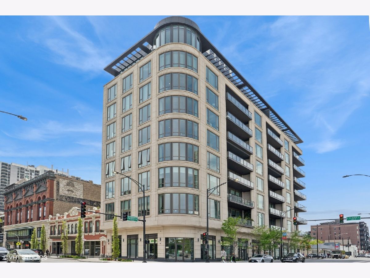  Sold Chicago Illinois, 1550 Clark