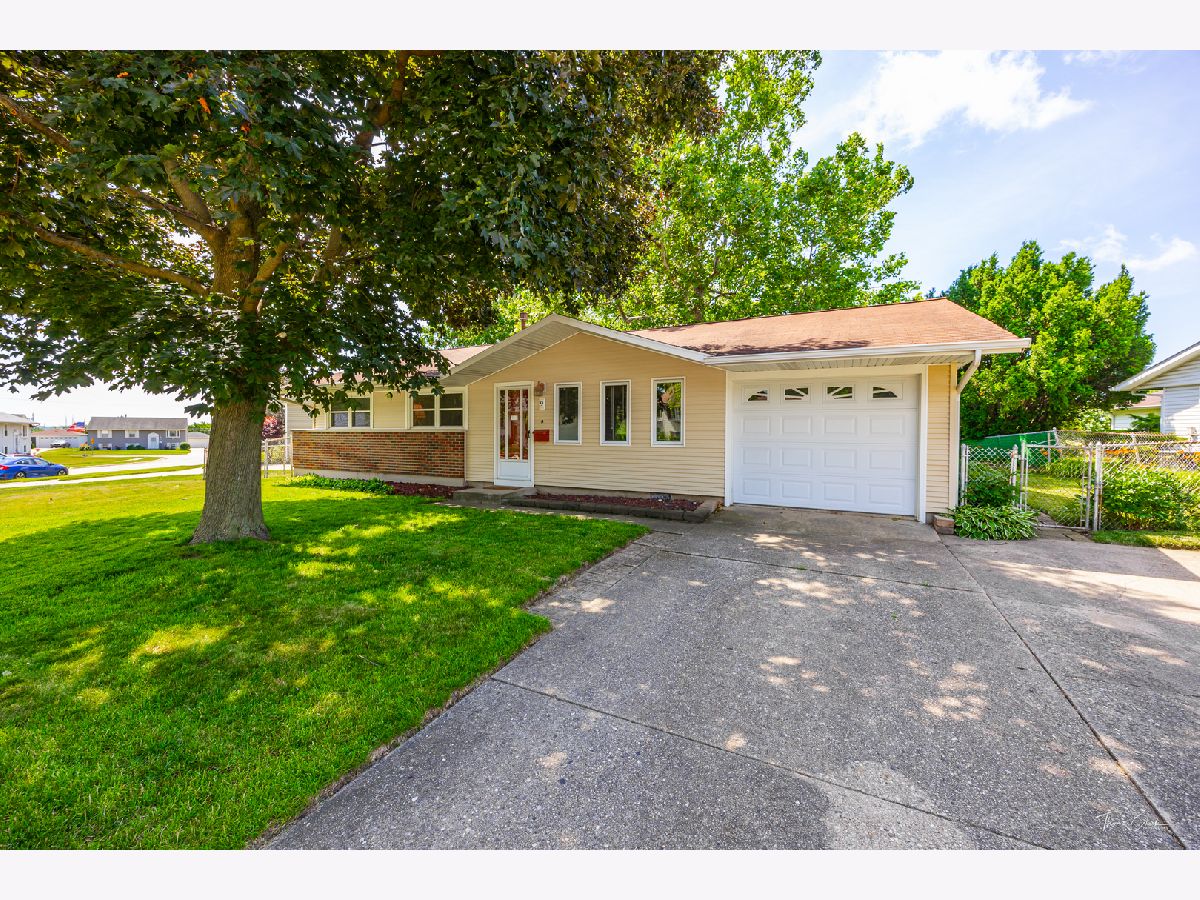 Homes Sold Hampton Park Romeoville Illinois, 9 Beacon