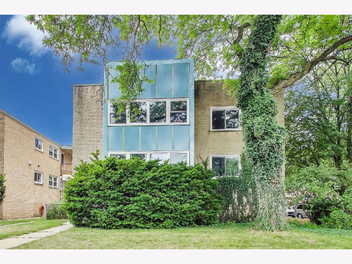 Rented Skokie Illinois, 4257 Oakton