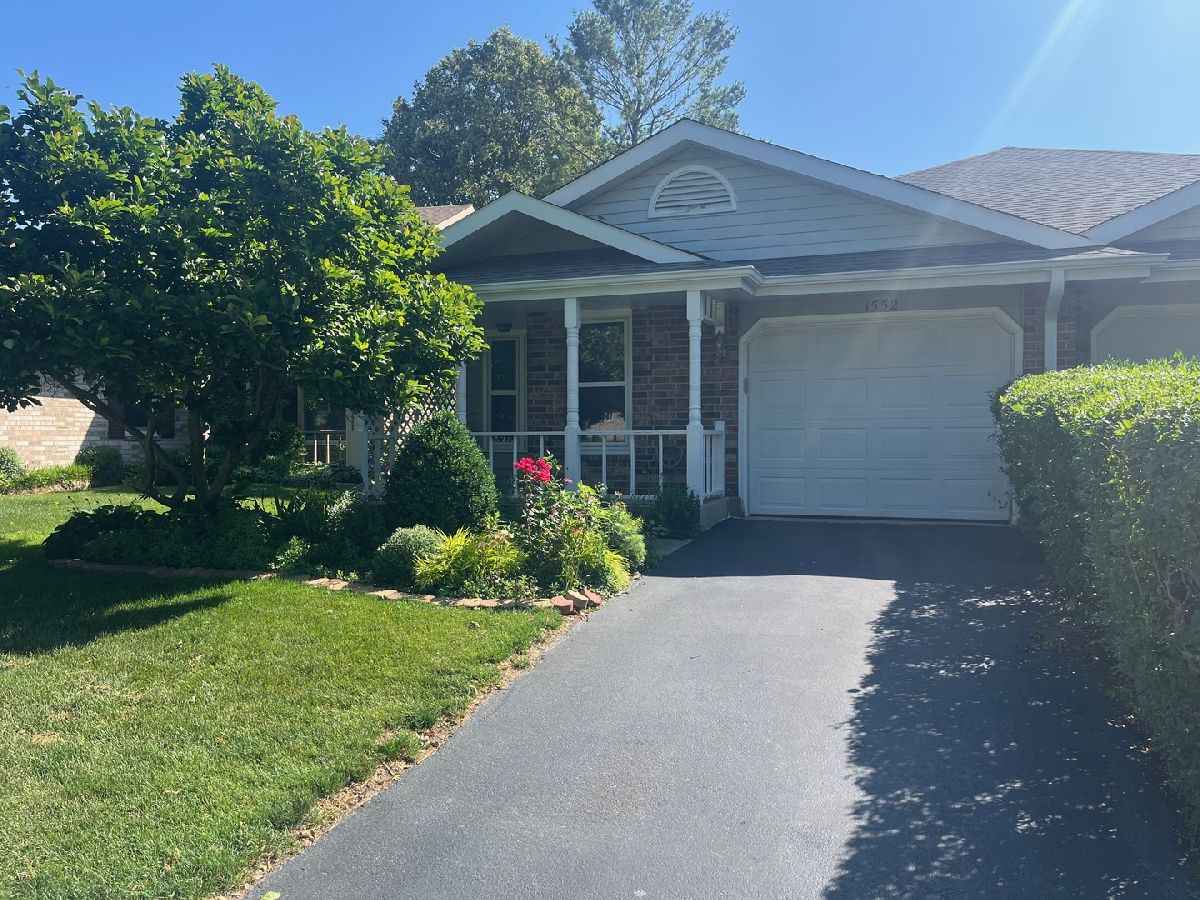  Sold Naperville Illinois, 1552 Lighthouse