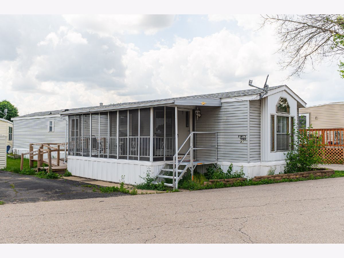 Subdivision Sold Pleasant Ridge West Chicago Illinois, 27w370 Geneva