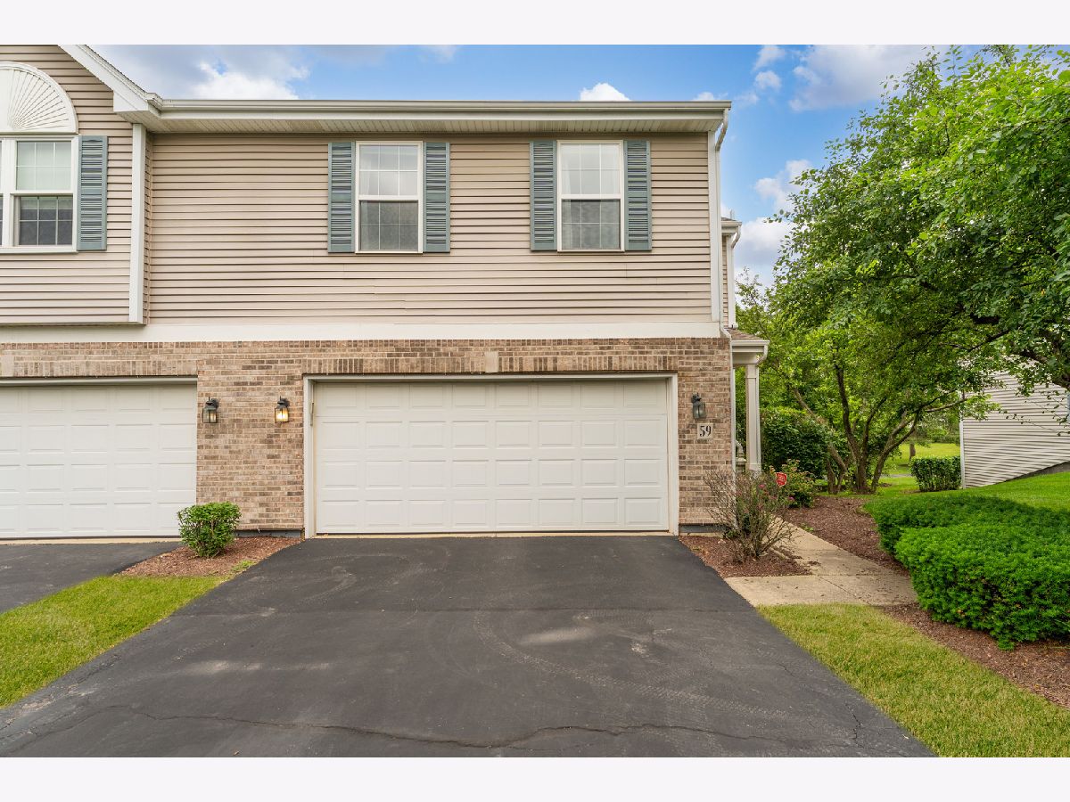 Townhomes Sold Hampton Oaks Streamwood Illinois, 59 Colonial