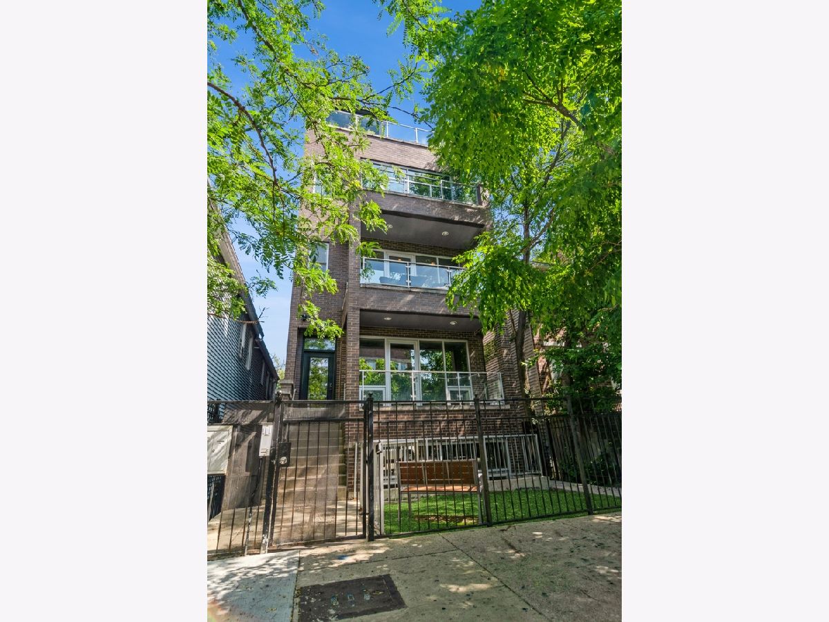  Rented Chicago Illinois, 1522 Chestnut