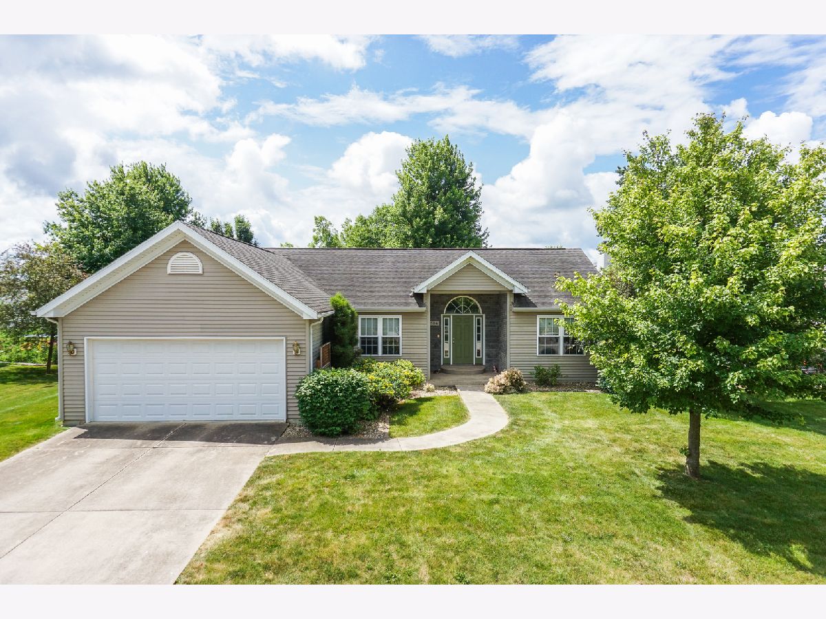  Sold Heyworth Illinois, 904 Barbara