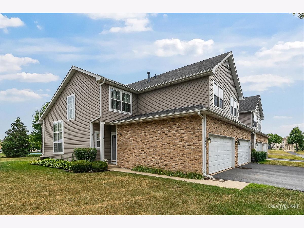 Townhomes & Homes Sold Fox Hill Yorkville Illinois, 1414 Cottonwood
