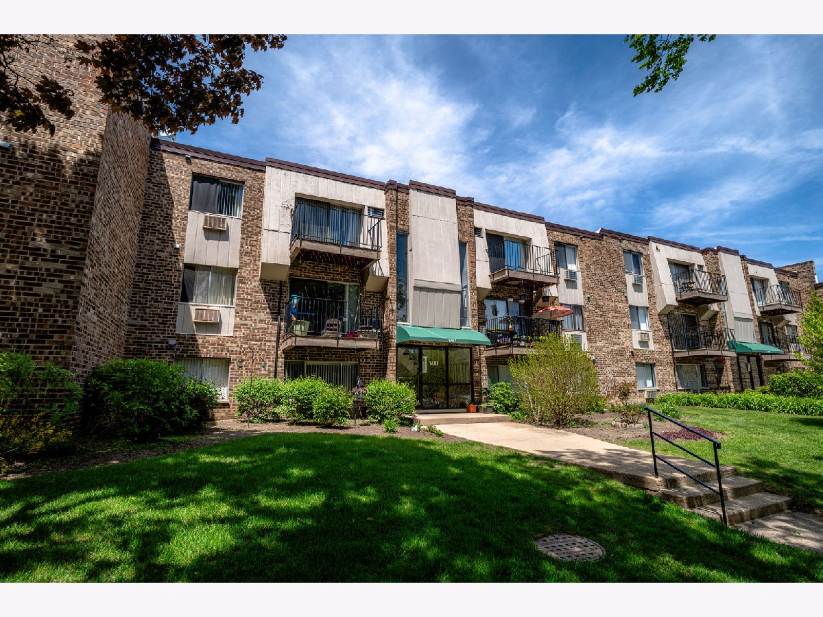 Condominiums Sold Brentwood Palatine Illinois, 1461 Winslowe