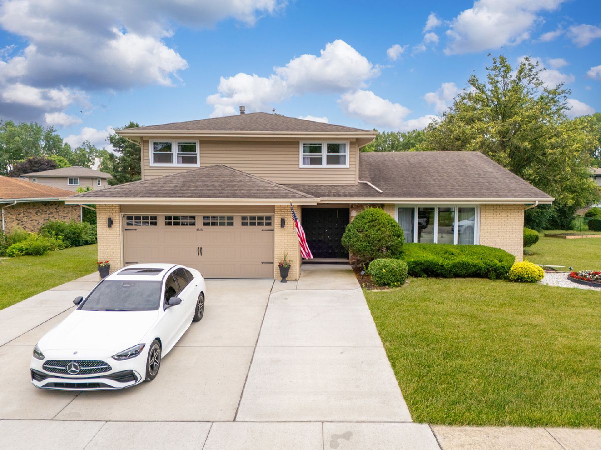  Sold Palos Hills Illinois, 8515 Broadmoor