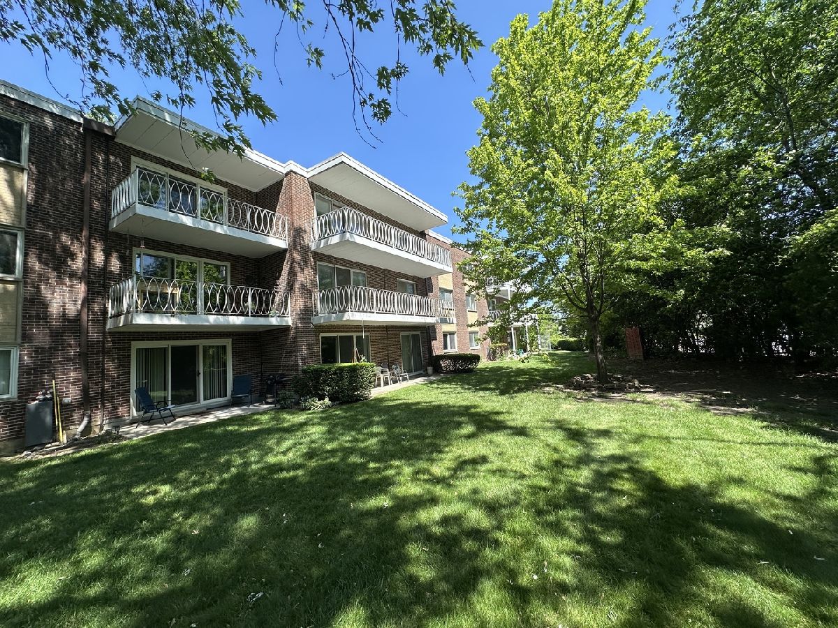Condominiums Sold Cameo Terrace Wheeling Illinois, 200 Deborah