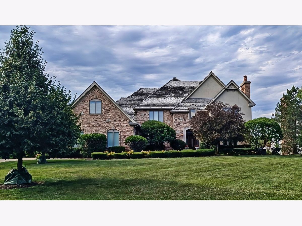 Homes For Sale Lake Somerset Green Oaks Illinois, 14590 Somerset Circle