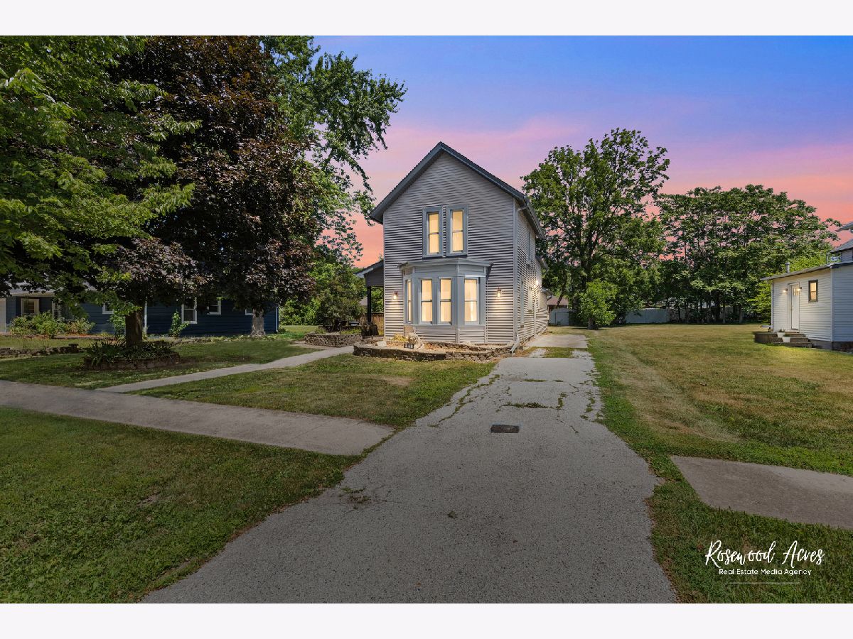  For Sale Peotone Illinois, 409 Main Street